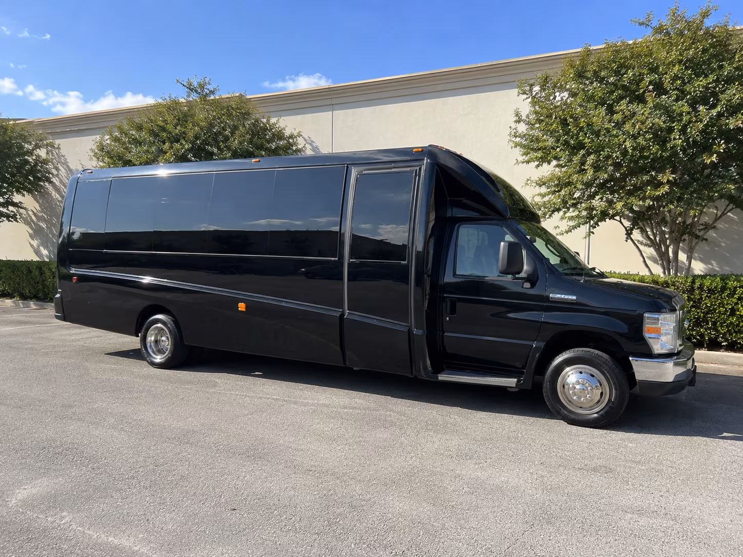 Hampton Party Bus Rental
