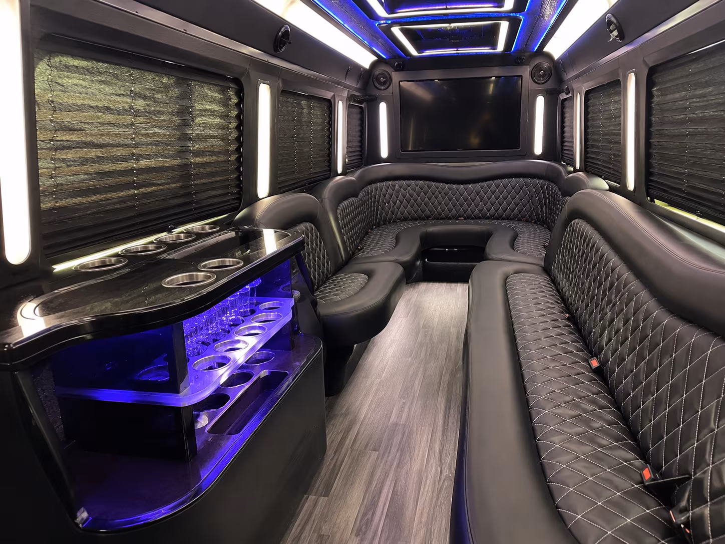 Suffolk Homecoming & Prom Party Bus Rentals